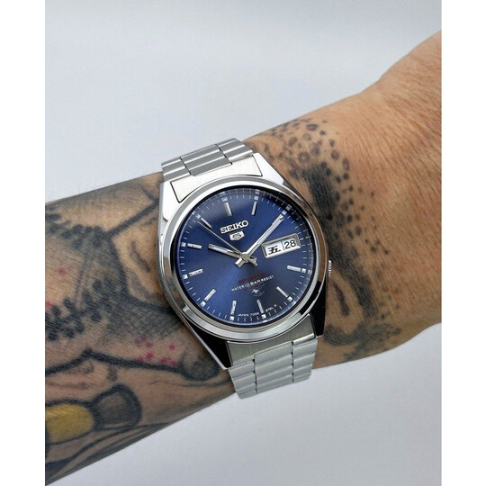 Custom Seiko Mod • Dark Blue SNX NH36 Day-Date • 37mm